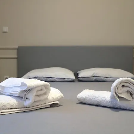 Studio Apartments 아파트 *